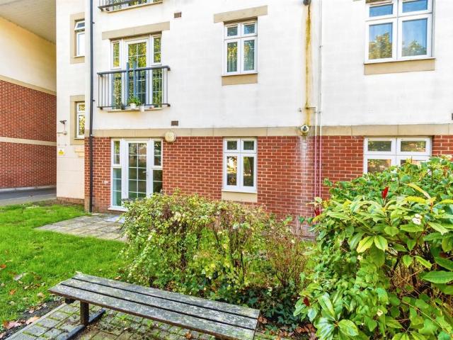 Flat for sale in Freemantle, City Of Southampton