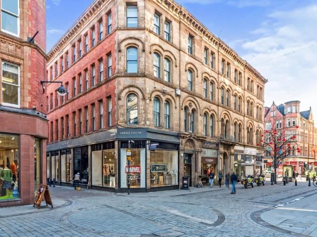 Flat for sale in Civic Quarter, Manchester