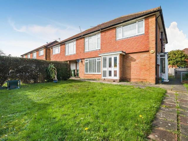 Flat for sale in Avery Hill, Greater London