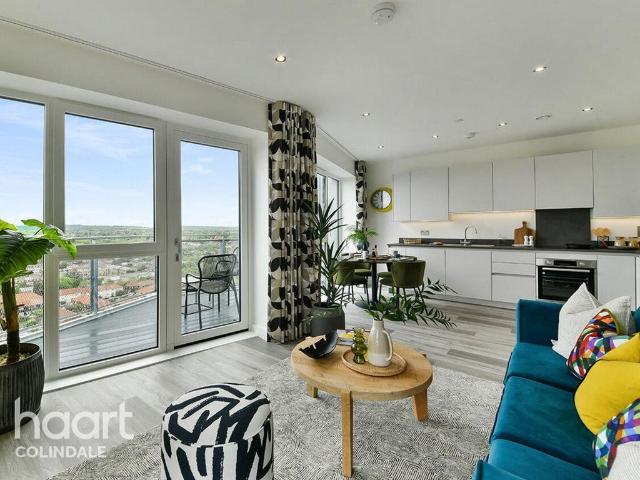 Flat for sale in Colindale, Greater London