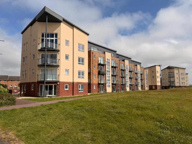Flat for sale in Seaside, Llanelli