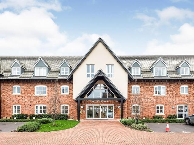 Flat for sale in Highcroft, Berrick Salome