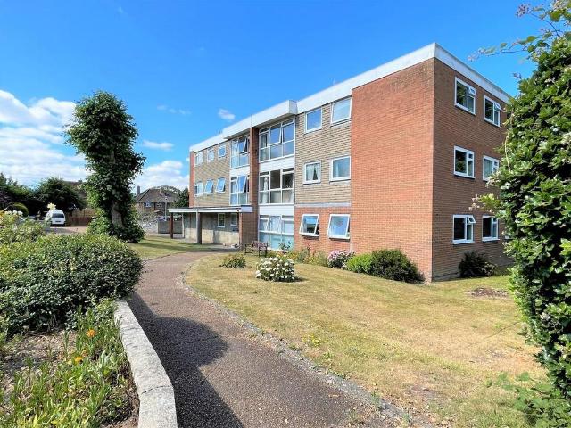 Flat for sale in Osborne, East Cowes