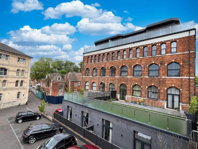 Flat for sale in Trowbridge