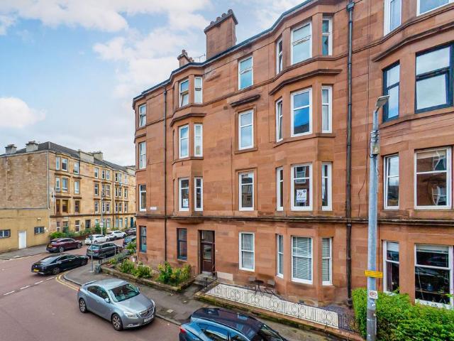 Flat for sale in Mount Florida, Scotland