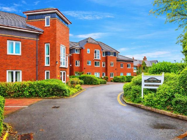 Flat for sale in Upton-by-Chester, Two Mills