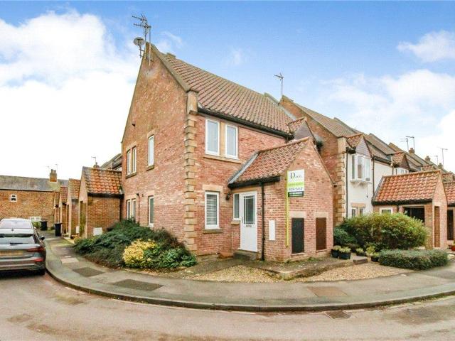 Flat for sale in Ripon, North Yorkshire