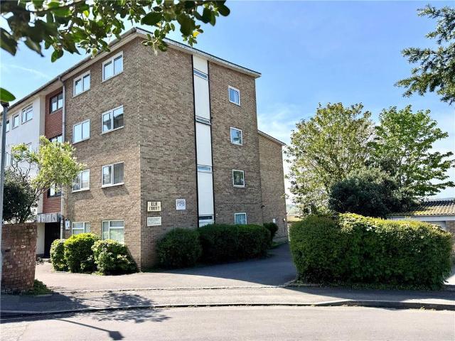Flat for sale in Salisbury, Wiltshire