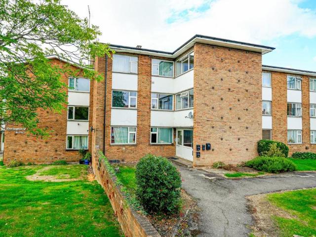 Flat for sale in Leighton-Linslade, Linslade