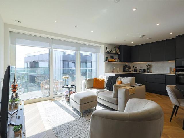 Flat for sale in Callis Yard, Greater London