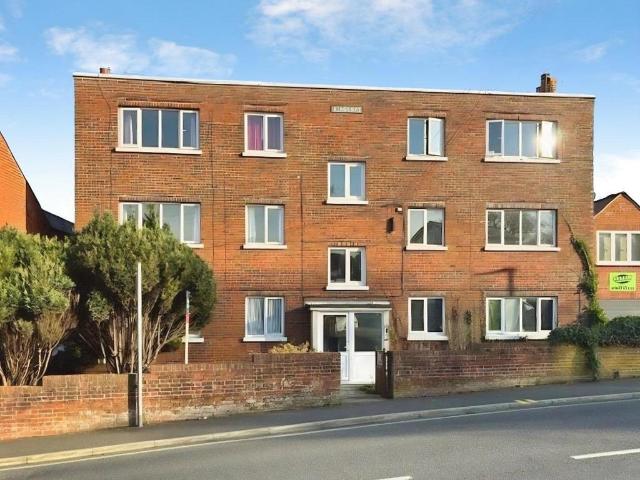 Flat for sale in Cowes, Isle Of Wight