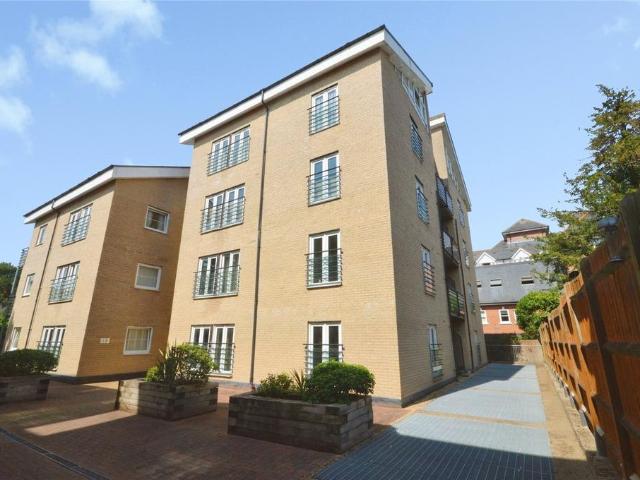 Flat for sale in Bentfield, Duton Hill