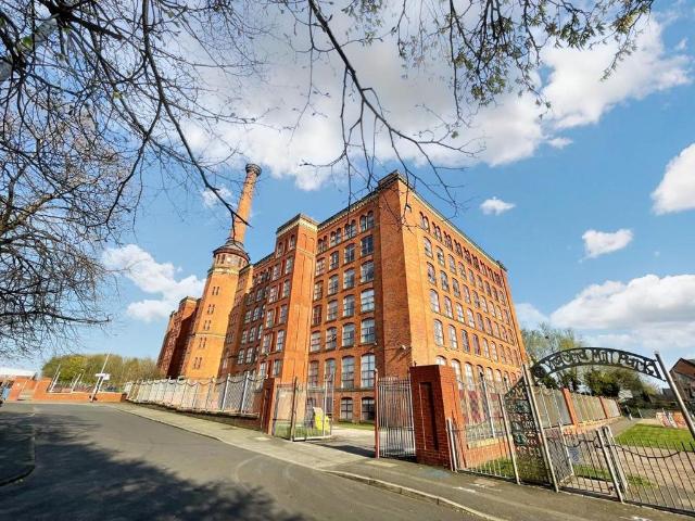 Flat for sale in Georgia, Greater Manchester