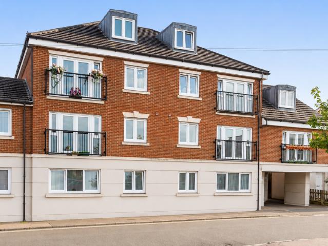 Flat for sale in St James, Sandown Park
