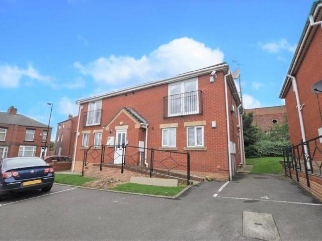 Flat for sale in Oakwell, South Yorkshire