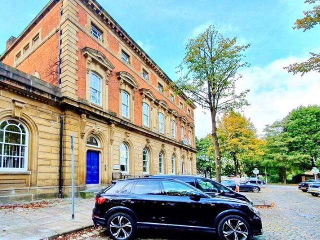 Flat for sale in Blackfriars, Salford