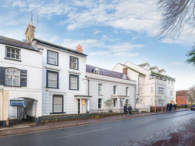 Flat for sale in Evershot, Oxfordshire