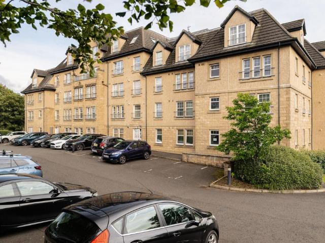 Flat for sale in Bathgate, Boghall