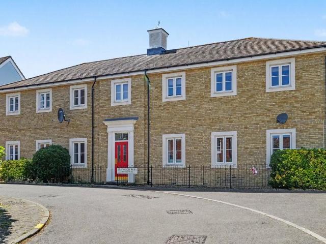Flat for sale in Chelmsford, Essex