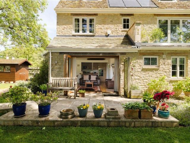Flat for sale in Black Bourton, Oxfordshire