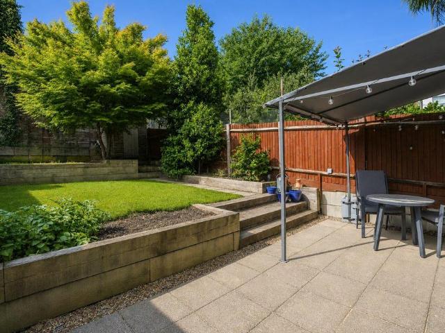 Flat for sale in Greater London