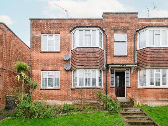Flat for sale in Epping, Essex