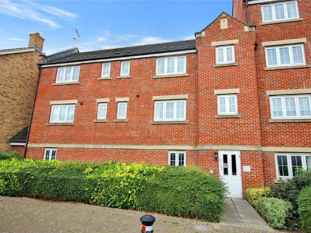 Flat for sale in Haydon End, Abbey Mead
