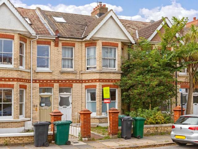 Flat for sale in Portslade by Sea, Hove