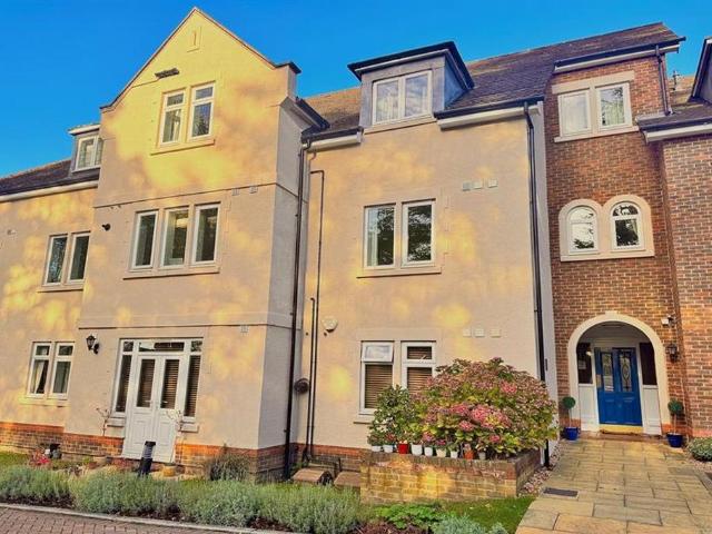Flat for sale in Trafford Park, Greater Manchester