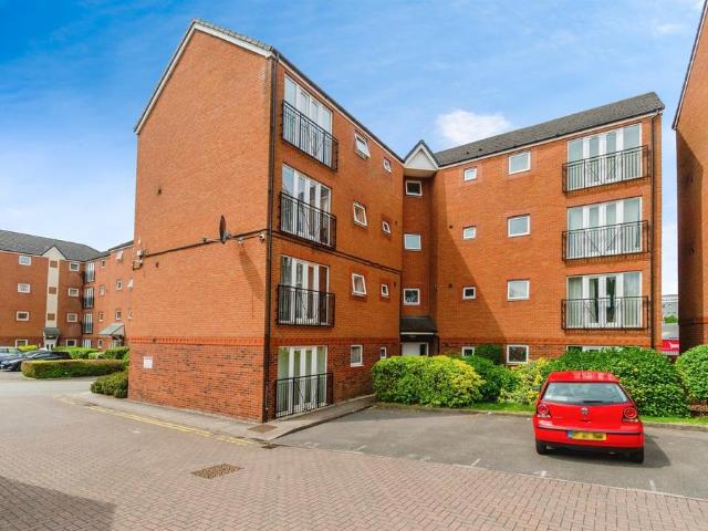 Flat for sale in West Midlands