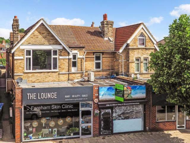 Flat for sale in Fareham, West End