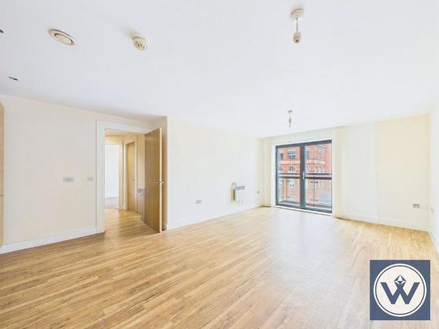 Flat for sale in City Centre, Salford