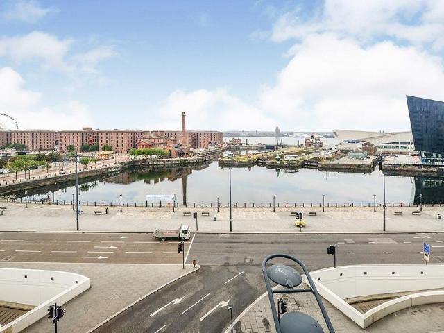 Flat for sale in Waterfront, Calderstones