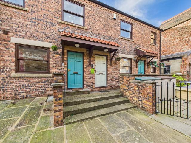 Flat for sale in Whitby, North Yorkshire