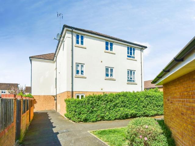 Flat for sale in Calne