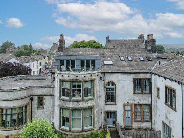 Flat for sale in Greenfoot, Settle