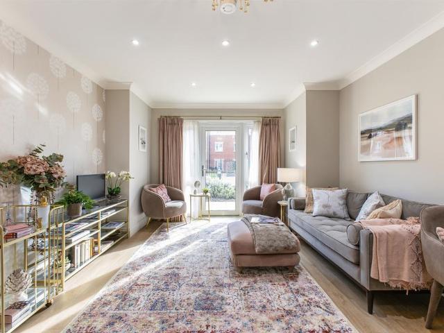 Flat for sale in Charlton, Vale of White Horse