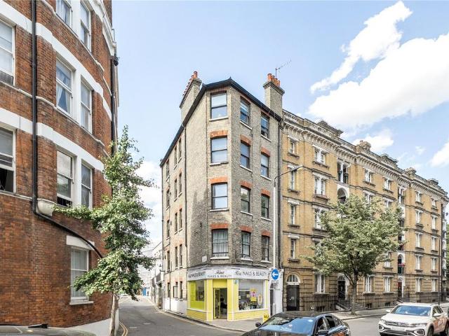 Flat for sale in Kensington, Greater London