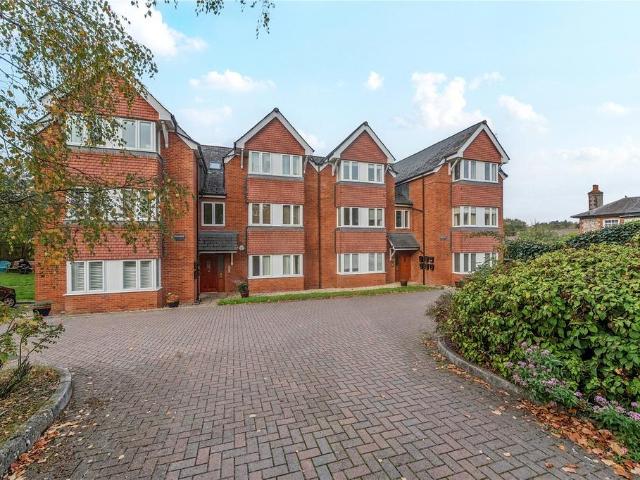Flat for sale in St Margarets, Marlborough