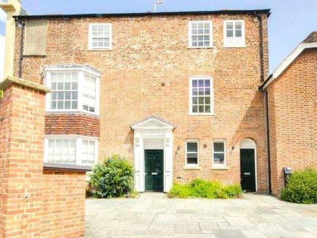 Flat for sale in Longport, The Bridge