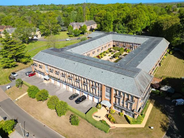 Flat for sale in Penn Bottom, Buckinghamshire