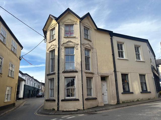 Flat for sale in Kentisbury, Devon