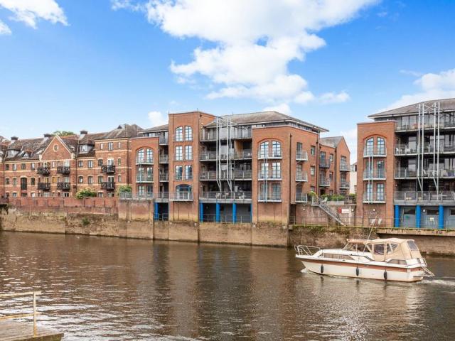 Flat for sale in High Field, York