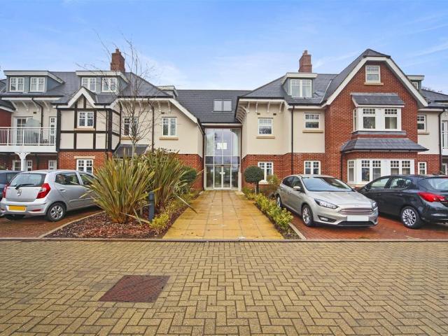 Flat for sale in Blossomfield, West Midlands