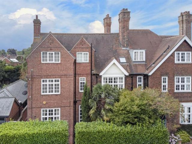 Flat for sale in Holgate, High Field