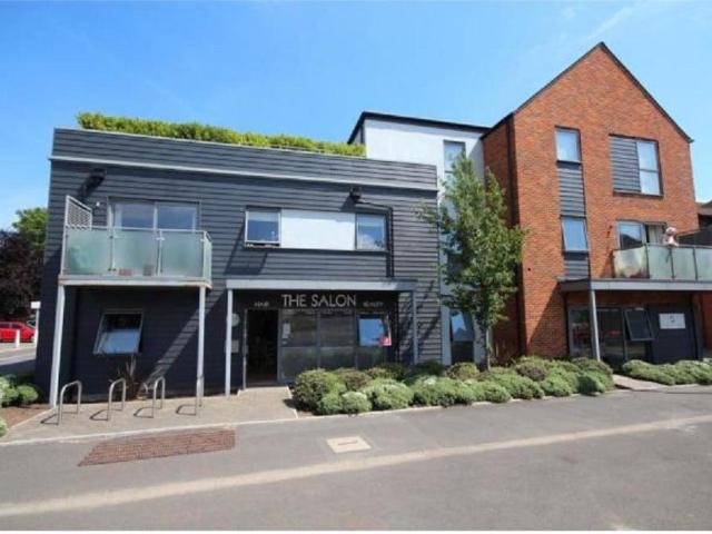 Flat for sale in Ringwood, Ashurst Bridge