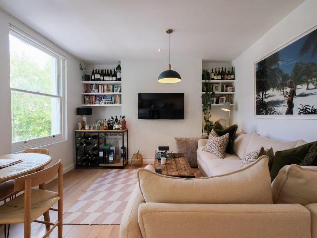 Flat for sale in Kensal Town, Greater London