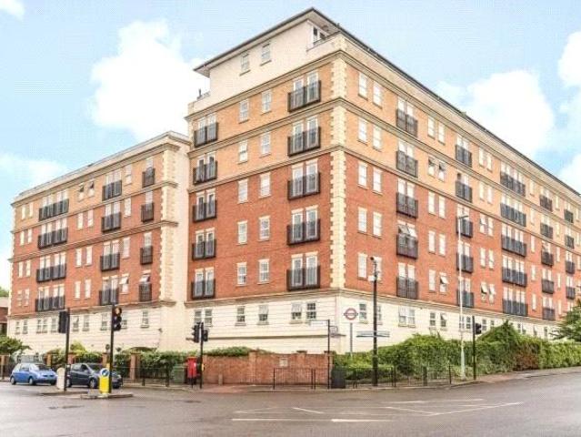 Flat for sale in Greater London