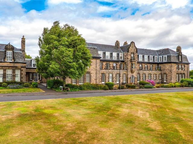 Flat for sale in Craigmillar Park, Newington