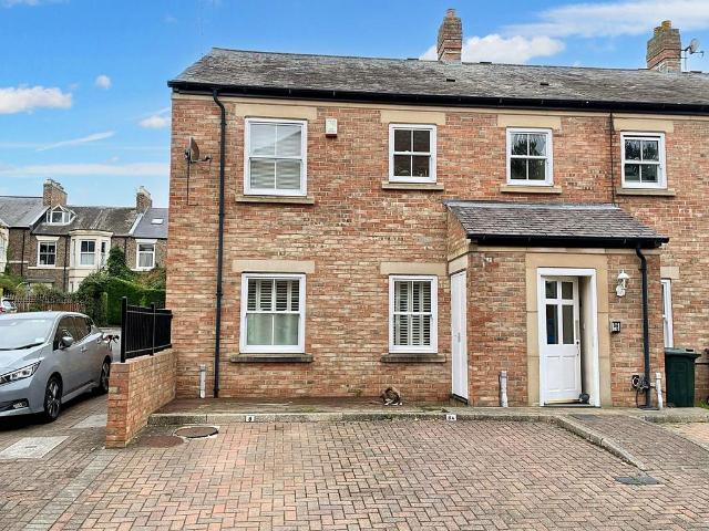 Flat for sale in North Shields, North Tyneside
